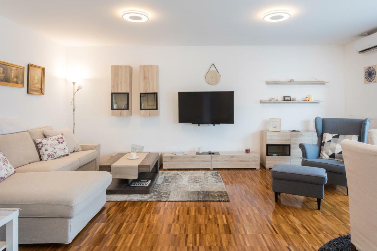 Spacious 2Bdr Apartment - Free Parking زغرب المظهر الخارجي الصورة
